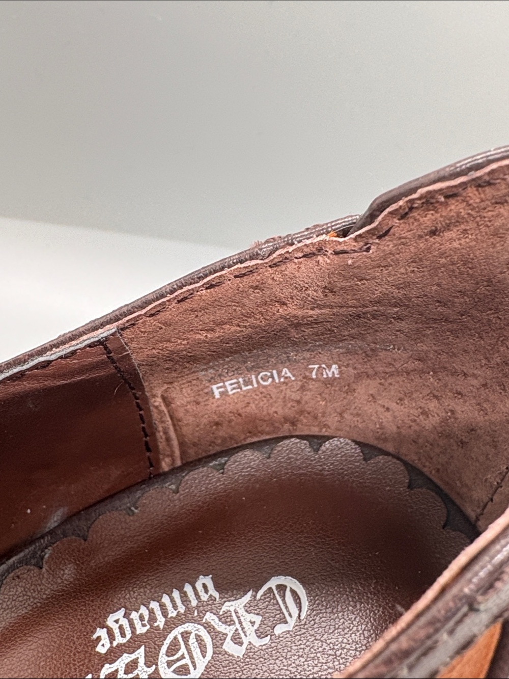 Crown Vintage Two-Tone Tan and Dark Brown Mary Jane Heels - Picture 11 of 11